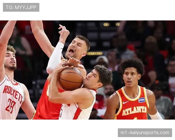 火箭针对老鹰挡拆夹击，破坏亚历山大沃克进攻发起